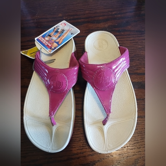 FIT FLOPS Womens US 6 Lilac Pink Walkstar Flip Flops Thongs SANDALS - Picture 1 of 4